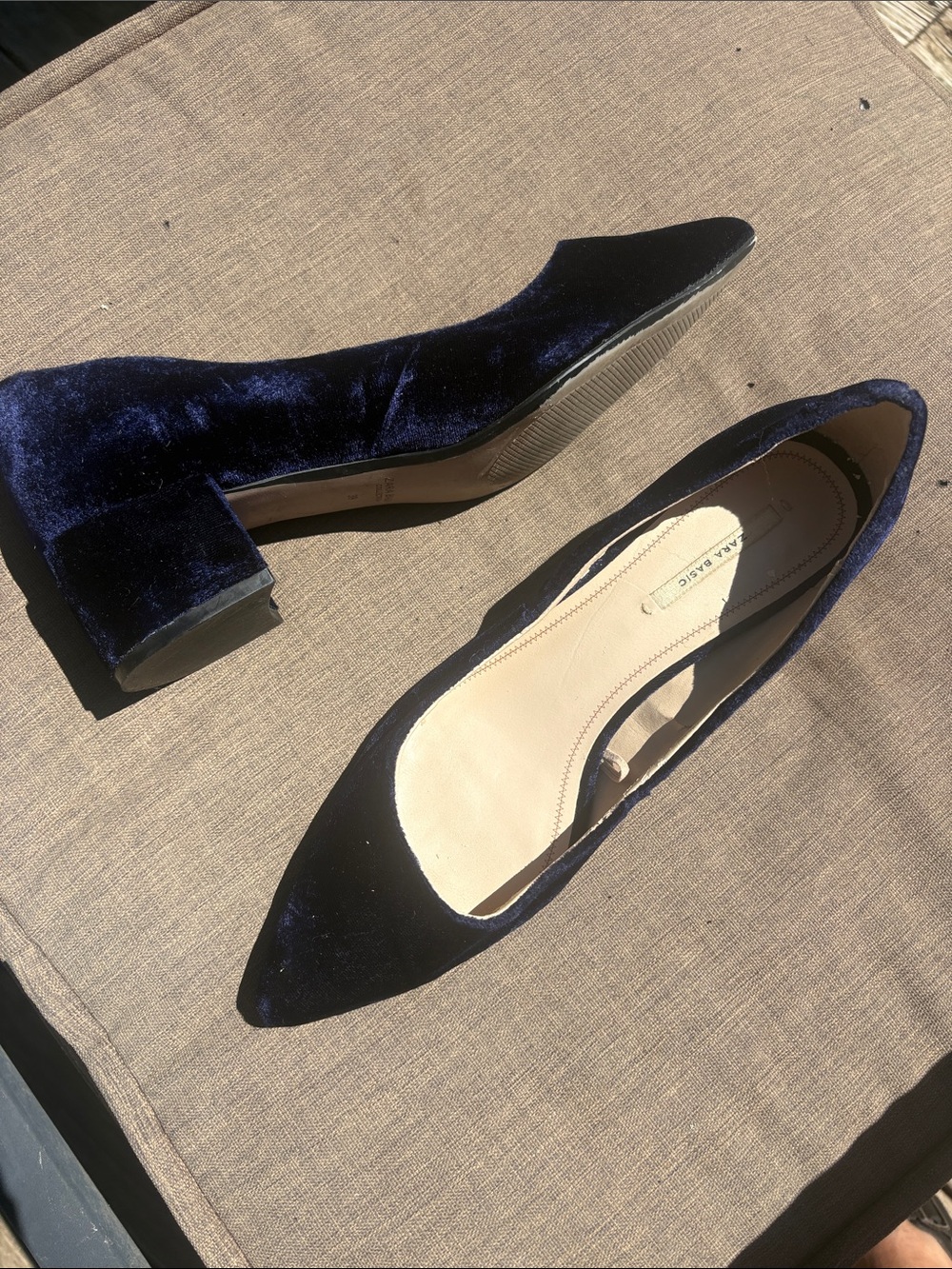 Zara Blue Velvet Pointed toe heels - Picture 4 of 7
